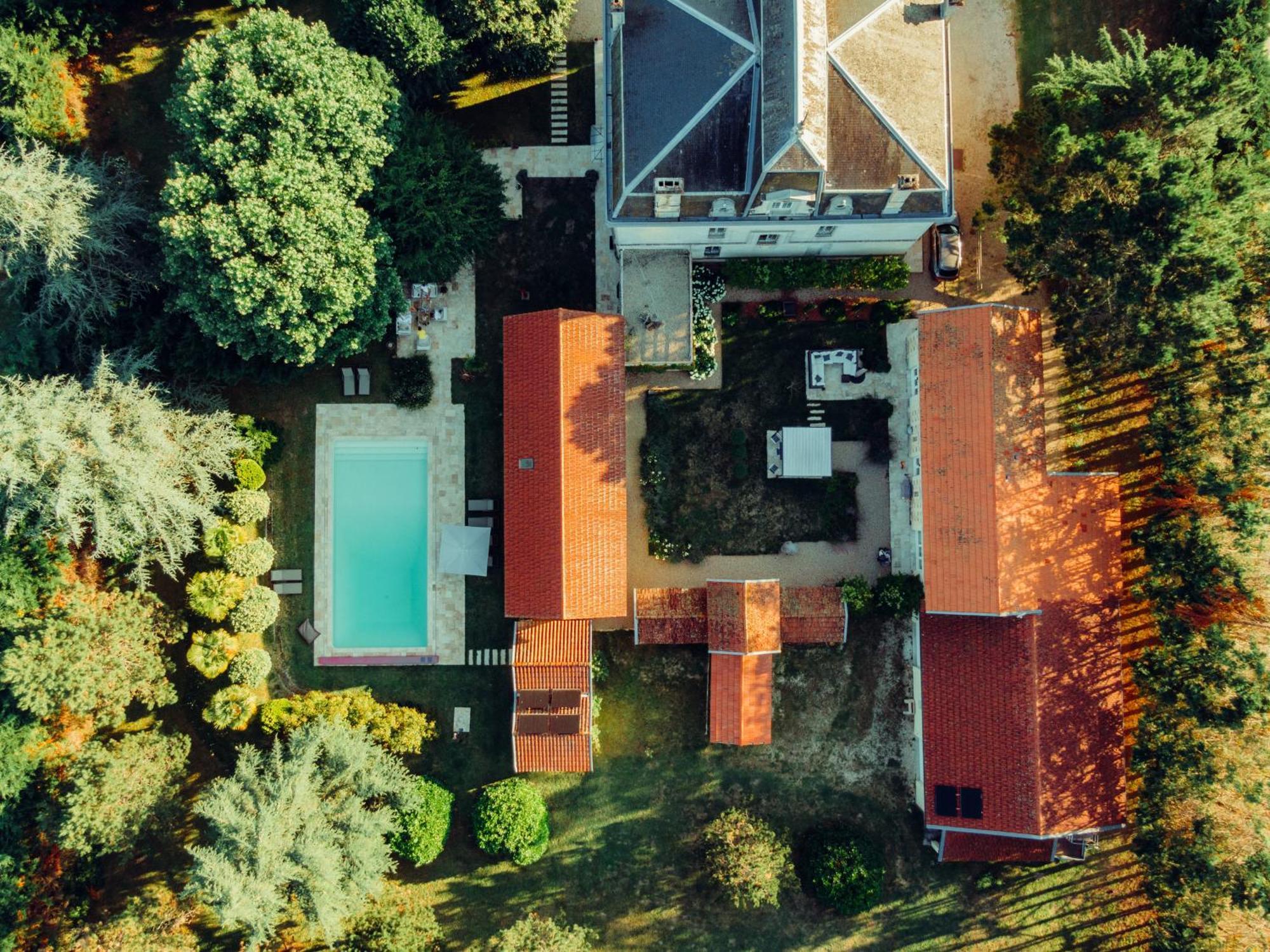 Villa Entiere Du Chateau Lacroix De Civrac 3 Ch, 3 Sdb, Piscine Xxl,Sauna, 4 Etoiles,7 Pers Buitenkant foto